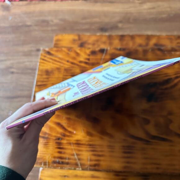 The PJ Library The Peddler & The Baker Jewish Paperback Book - Picture 8 of 8